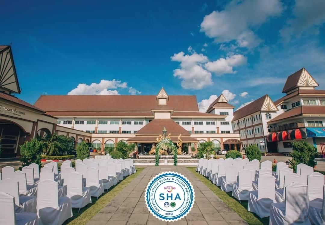 Major Grand Hotel Chum Phae Екстериор снимка