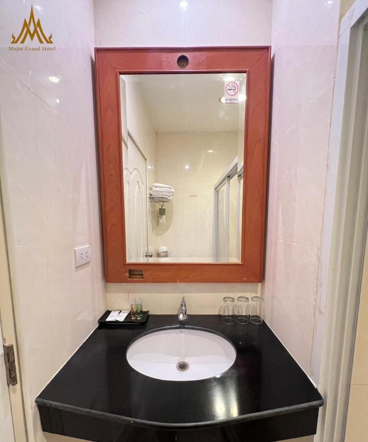 Major Grand Hotel Chum Phae Екстериор снимка